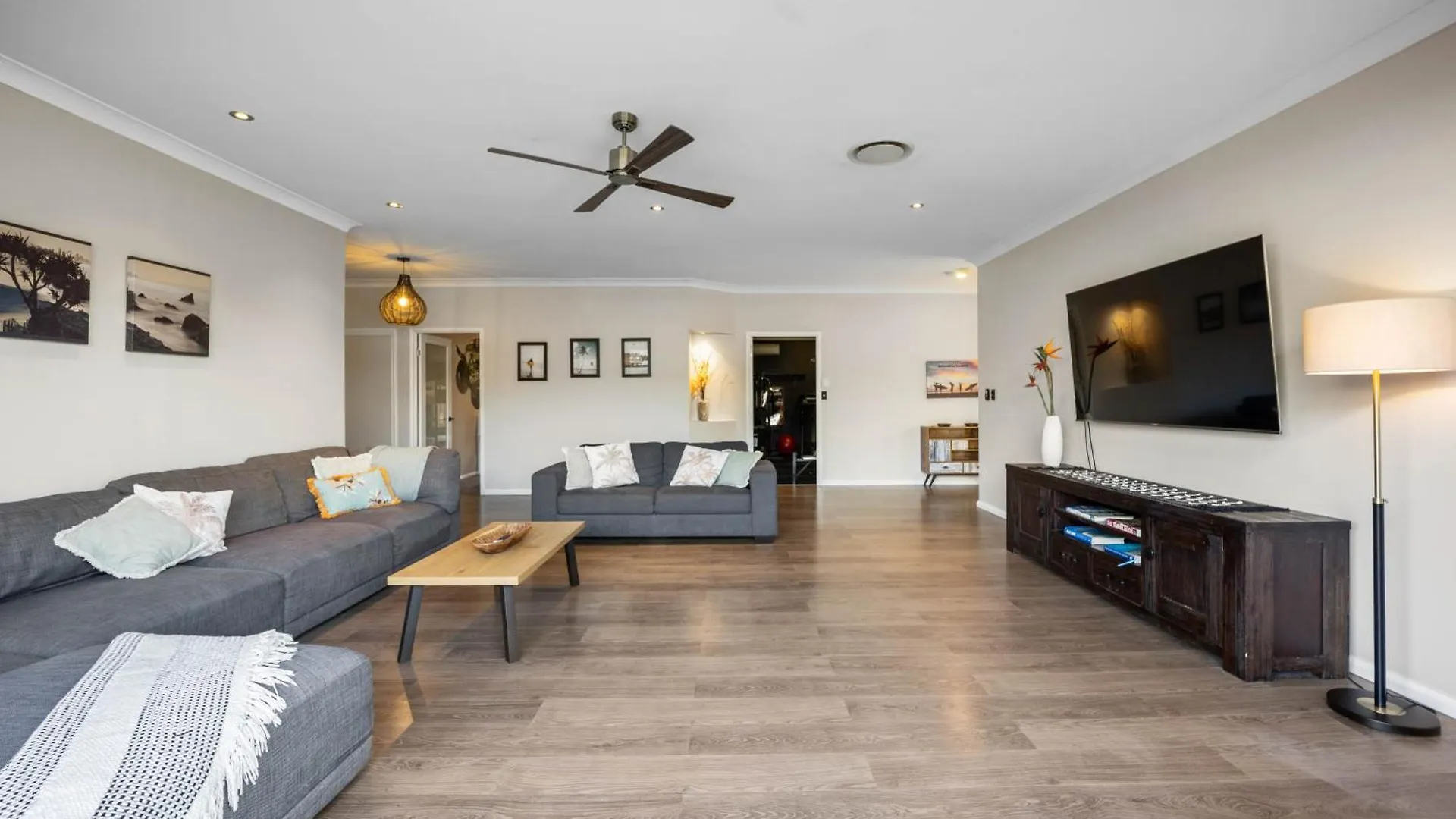 Charming Group Getaway - 9 Mins To Burleigh Beach Gold Coast
