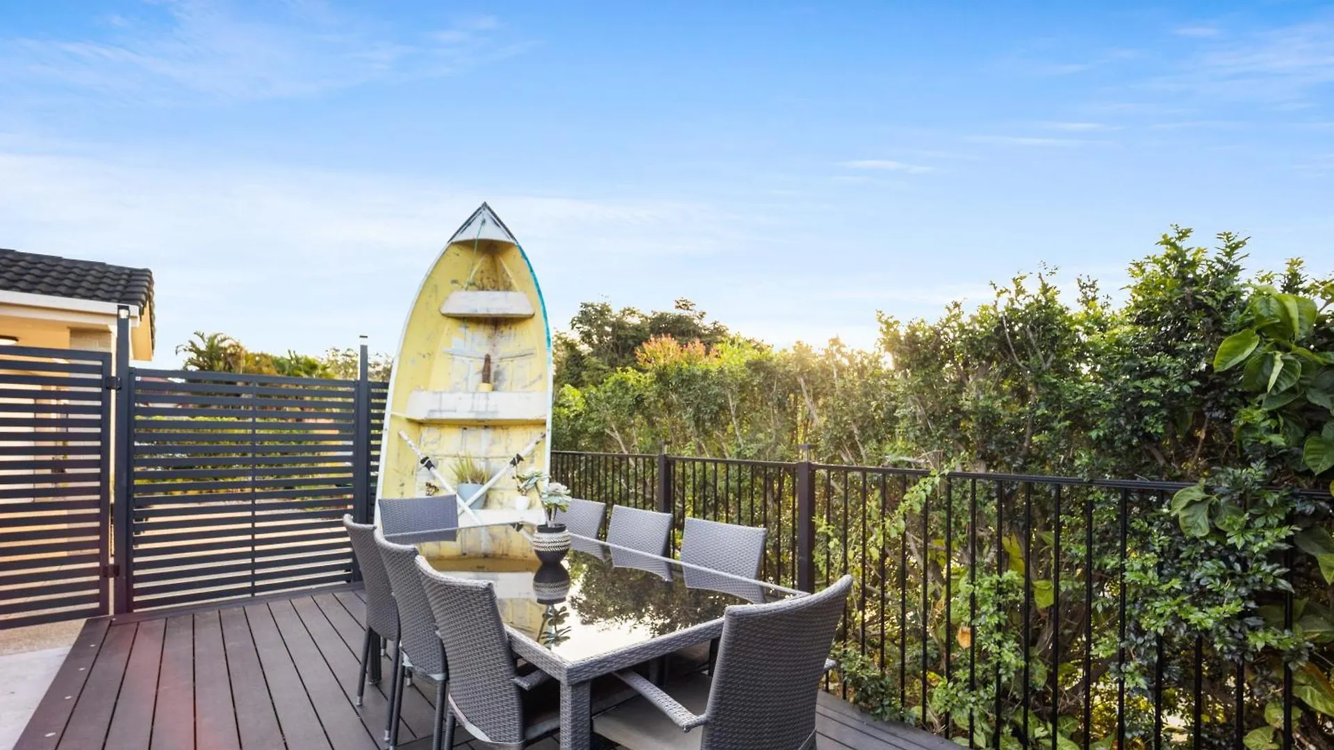 Holiday home Charming Group Getaway - 9 Mins To Burleigh Beach Gold Coast