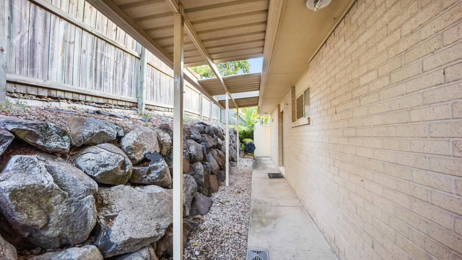 גולד קוסט Charming Group Getaway - 9 Mins To Burleigh Beach 0*, גולד קוסט אוסטרליה